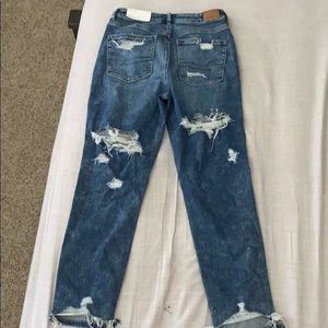 American eagle stretch size 6